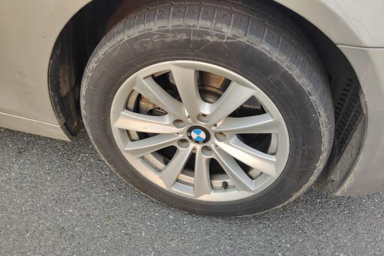 Used BMW 5 Series 2013 525Li Leading Model