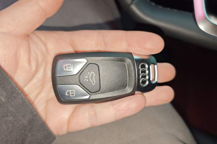 Used Audi Q5L 2022 Updated 45T Luxury Dynamic Version