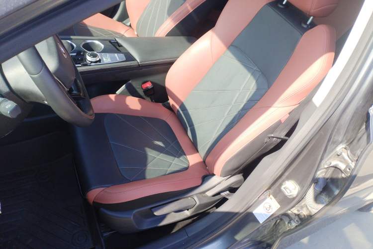 Used CHANGAN Eado 2023 Changan Edition PLUS Blue Whale NE 1.4T GDI DCT Prestige Version