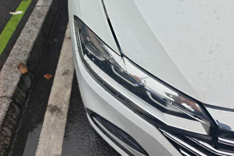 Used Volkswagen Lavida 2023 Revised 1.5L Automatic DeYi Edition Right Front Headlight