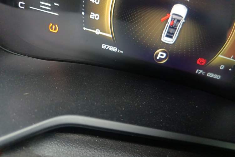 Used Geely Auto Vision X6 2020 1.4T CVT Asian Games Edition Odometer Close Up