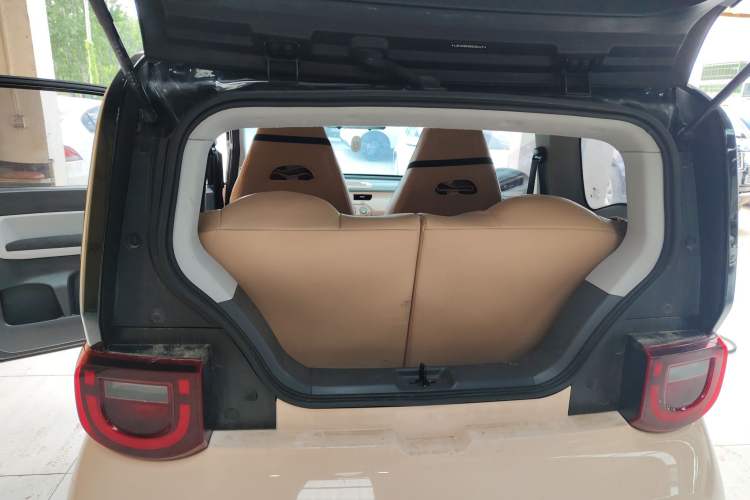 Used Chery New Energy QQ Ice Cream 2022 170km Sundae Phosphate Lithium-Ion