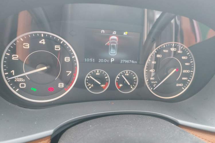 Used BORGWARD BX7 2016 28T Four-wheel Drive Luxury Edition 5 Seats Odometer Close Up