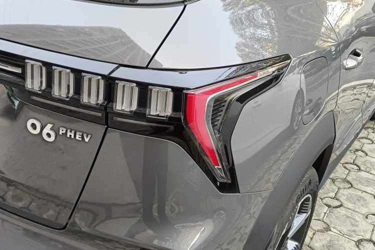 Used Lynk & Co 06 EM-P 2022 PHEV 84 km Range Pro Version
