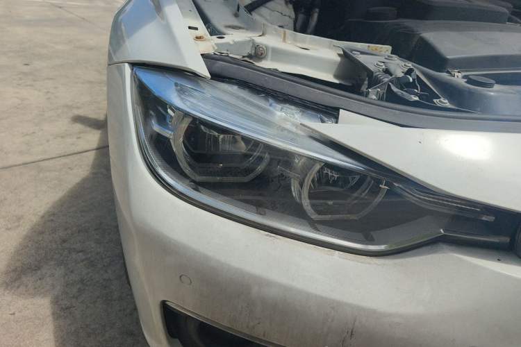 Used BMW 3 Series 2016 320Li Ambition Model
