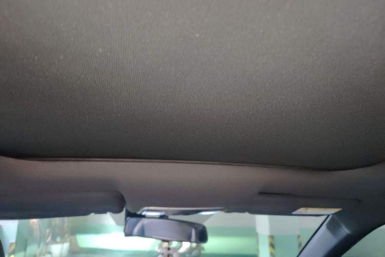 Used Dongfeng Fengon ix5 2019 220T CVT Zhiyue Trim China V Emission Standard Headliner