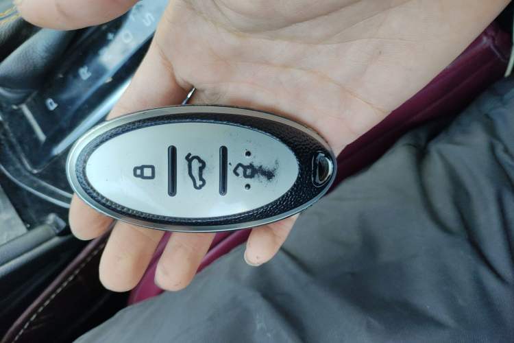 Used Bestune T77 2019 Facelift 230 TID Automatic Luxury Version China V Emission Standard
