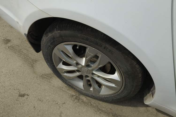 Used Geely Auto Emgrand 2016 Sedan 1.5L Manual Upward Edition