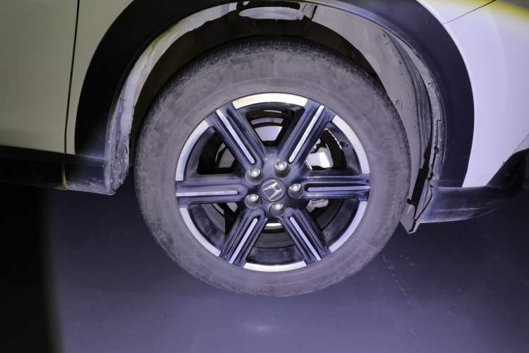 Used Honda Vezel 2023 1.5L CVT Tech Edition
