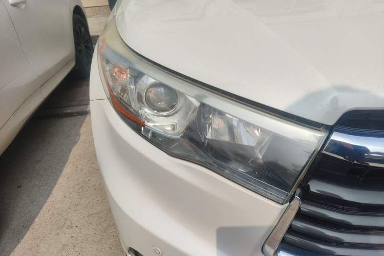 Used Toyota Highlander 2017 2.0T Four-Wheel Drive Luxury Edition 7 Seats