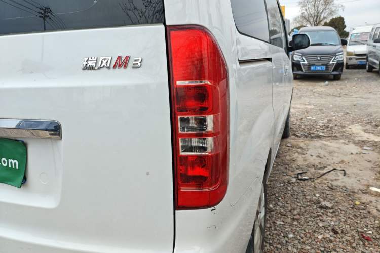 Used JAC Refine M3 2023 1.8L 7/8-Seater Smart Connectivity Version