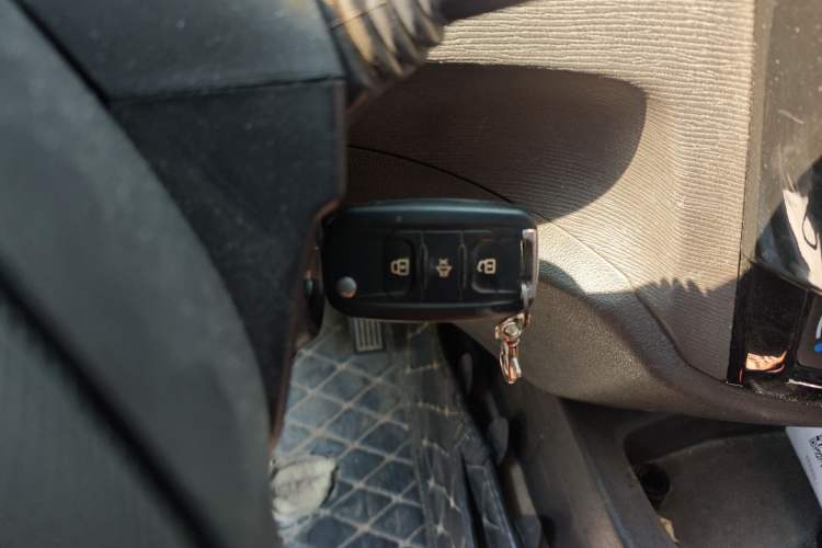 Used Wuling Hongguang 2014 1.5L S Standard Version