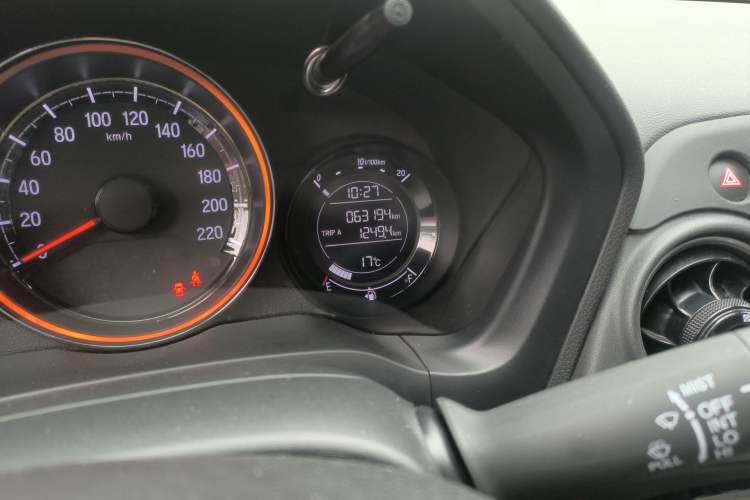 Used Honda XR-V 2021 220TURBO CVT Luxury Edition Odometer Close Up