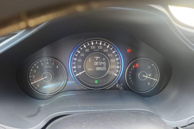 Used Honda Crider 2015 1.8L automatic luxury edition