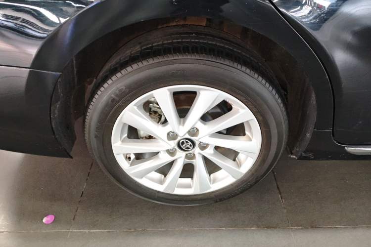 Used Toyota Camry 2023 2.0G Luxury Edition