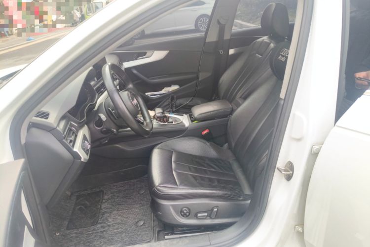 Used Audi A4L 2019 40 TFSI Fashion Edition China VI Emission Standard
