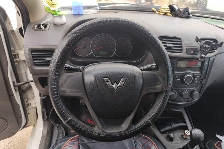 Used Wuling Hongguang 2016 1.5L S Comfort Version