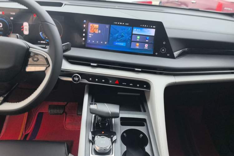 Used Changan CS75 PLUS 2023 3rd Generation 2.0T Automatic Flagship Model
