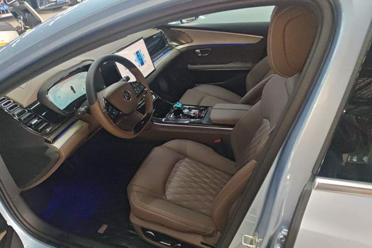 Used BYD Han 2023 EV Champion Edition 605KM Front-Drive Premium Model Left Front Seat