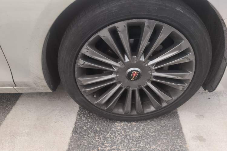 Used Hongqi H5 2019 30TD Smart Connect Enjoy Edition Right Front Wheel Hub