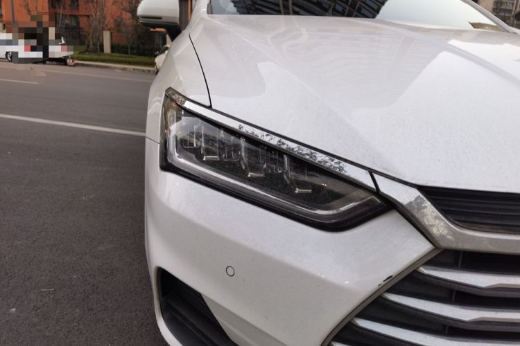 Used BYD Qin Pro 2019 Super Edition 1.5TI Automatic Smart Connect Brilliance Model China VI Standard