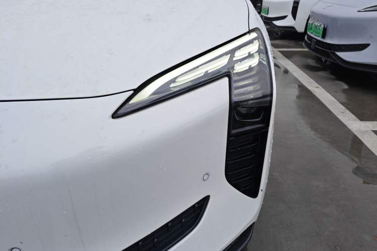 Used Hongqi EH7 2024 690 Pro