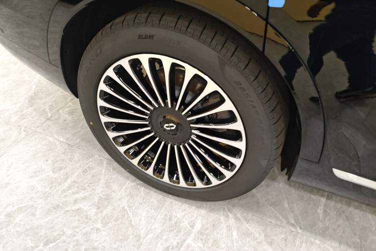 Used Hima AITO M9  Right Rear Wheel Hub