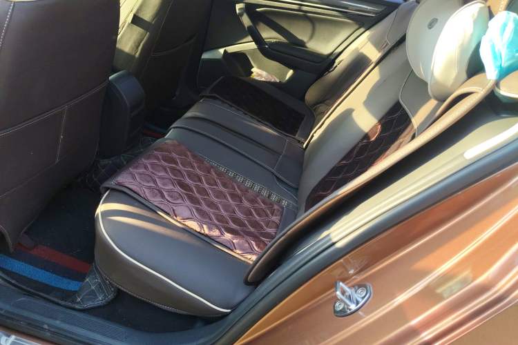 Used Volkswagen C-TREK 2017 230TSI DSG Comfort Version
