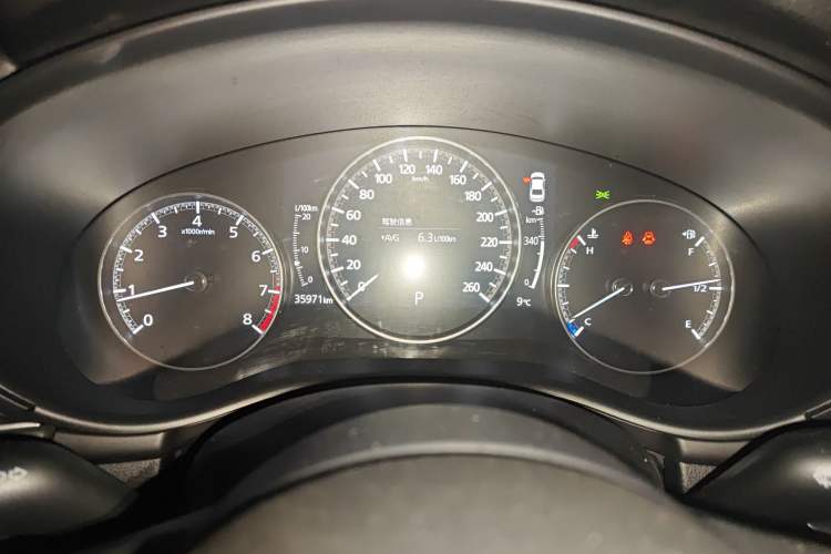 Used Mazda Mazda 3 Axela 2020 1.5L Automatic Luxury Version