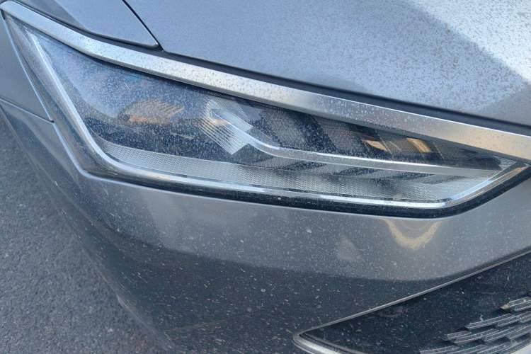 Used BYD Qin PLUS 2021 DM-i 55KM Flagship Model Right Front Headlight