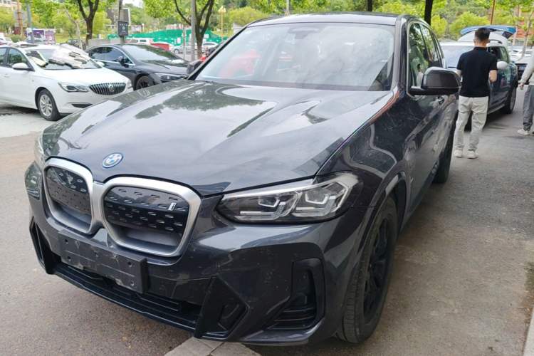 Used BMW iX3 2023 Leading Model