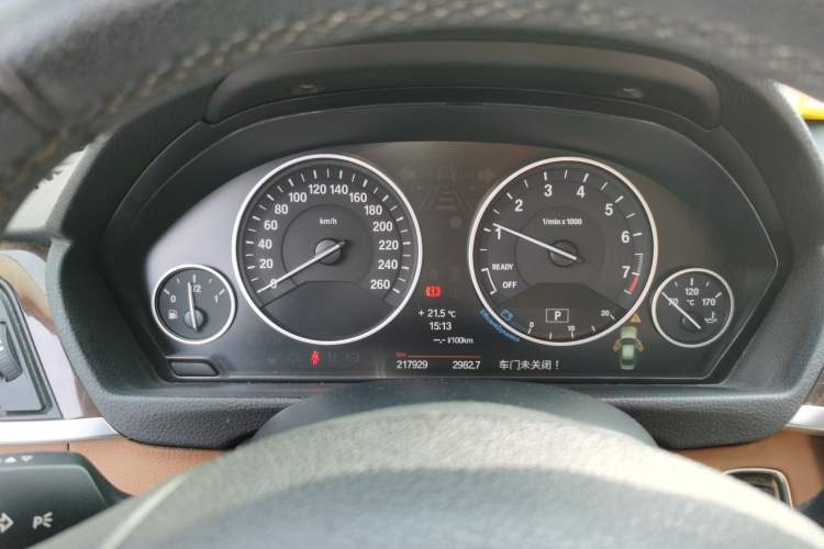Used BMW 3 Series 2013 Facelifted 320Li Luxury Design Package Instrument Cluster