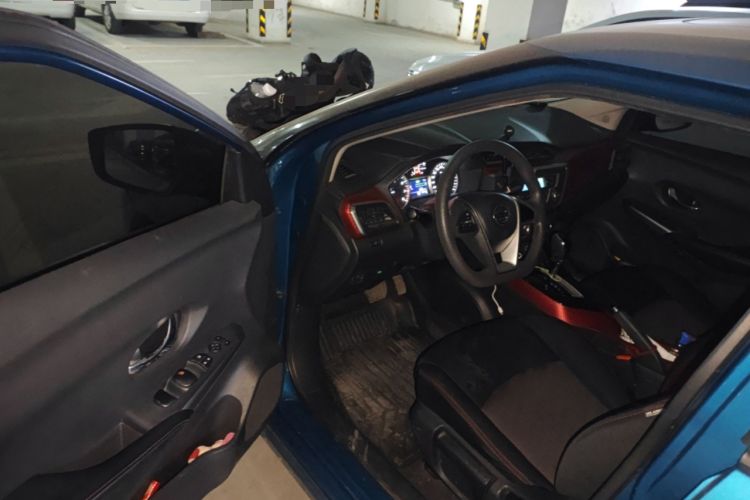 Used Nissan Lannia 2016 1.6L CVT Cool Edition Driver Seat