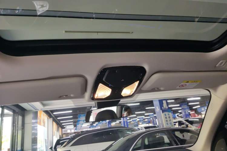 Used BMW X5 2022 Restyled xDrive 30Li M Sport Package Headliner