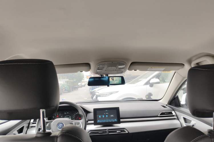 Used BYD Qin 2019 1.5L Automatic Luxury Model Headliner