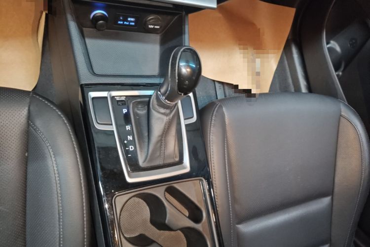 Used Hyundai Mistra 2014 1.8L Automatic Smart GLS Gear Lever