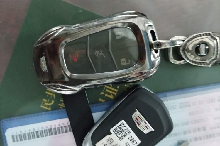 Used Cadillac XT4 2021 28T Two-Wheel Drive Leading Version
