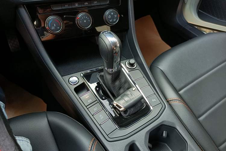 Used Volkswagen Bora 2023 200TSI DSG SmartDrive PRO Edition
