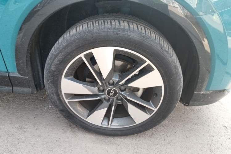 Used Audi Q2L 2022 35 TFSI Fashionable and Elegant Model Right Front Wheel Hub