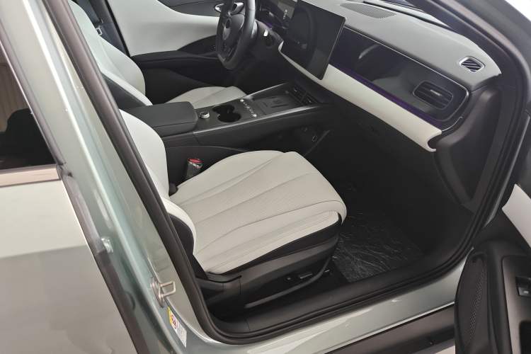 Used BYD Seal 06 New Energy 2025 EV 545KM Flagship Edition
