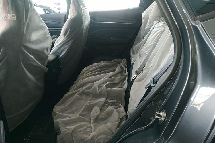 Used CHANGAN X5 PLUS 2024 1.5T DCT ZhiZun Version Left Rear Seat