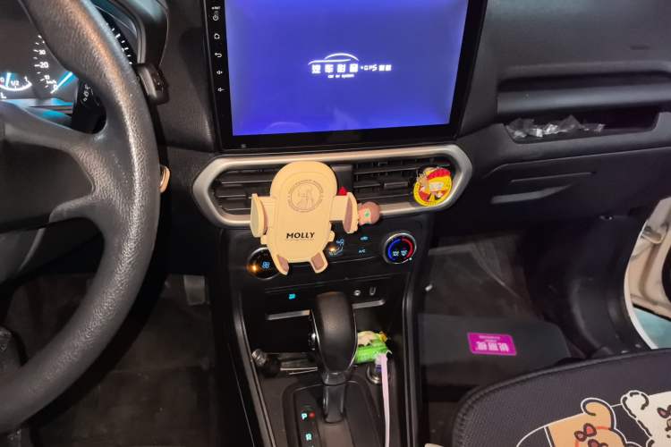 Used Ford EcoSport 2018 1.5L Automatic Elite Edition Audio And AC Panel