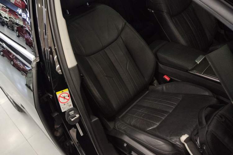 Used Audi A6L 2021 40 TFSI Luxury Prestige Edition Right Front Seat