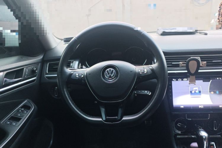 Used Volkswagen C-TREK 2017 230TSI DSG Comfort Version Steering Wheel