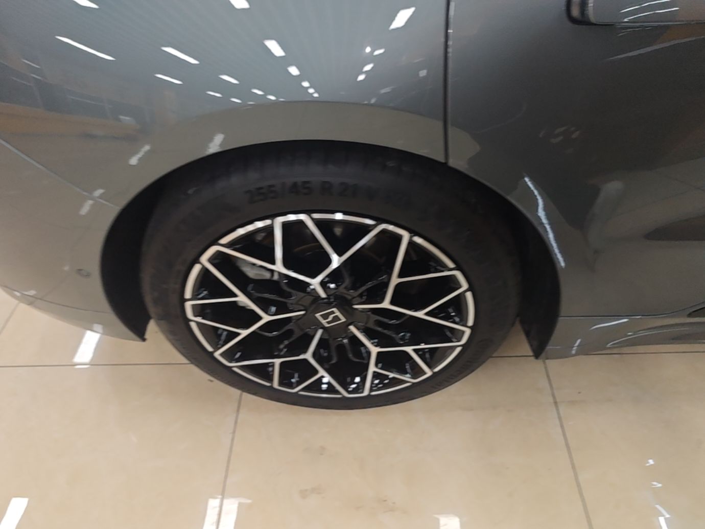 Zeekr 001 2024 ME Edition 100 kWh All-Wheel Drive — снимка 11