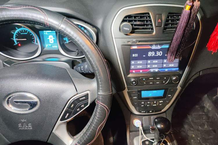 Used GAC Trumpchi GS5 2014 2.0L Automatic Two-Wheel Drive Anniversary Value Edition Audio And AC Panel