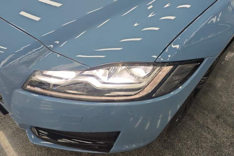 Used Jaguar XFL 2018 XFL 2.0T 250 PS Luxury Edition
