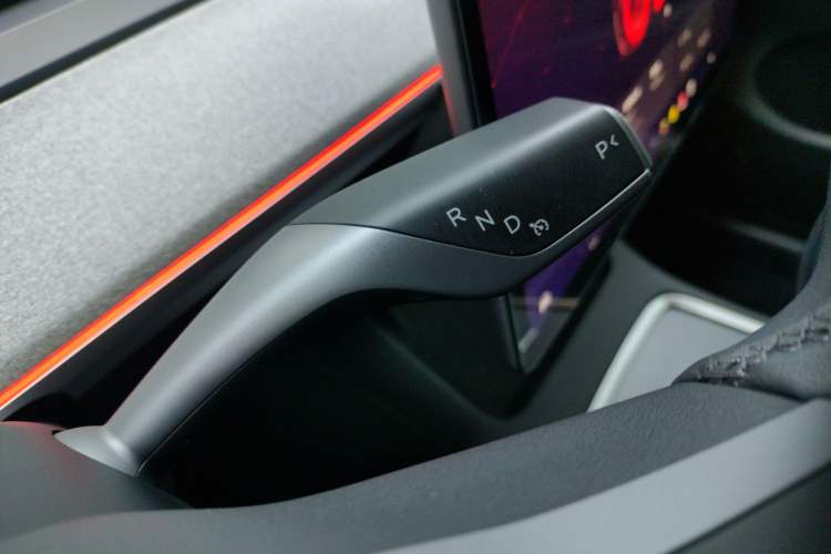 Used Tesla Model Y 2023 Long-Range All-Wheel-Drive Version