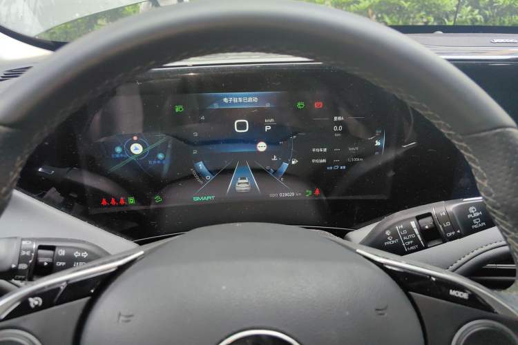 Used Dongfeng Aeolus Huge 2022 Mach Power 1.5T Dare-to-Love Edition Instrument Cluster