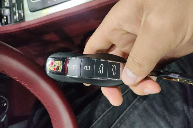 Used Porsche 718 2020 Boxster 2.0T Vehicle Key